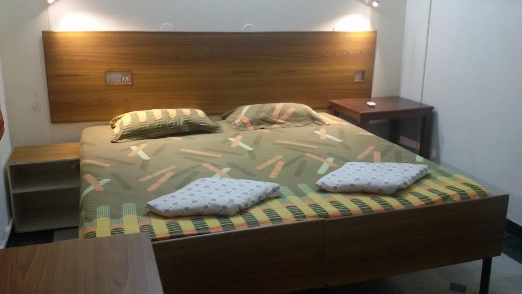 Hotel Sukhsadan Déhrádún Pokoj fotografie