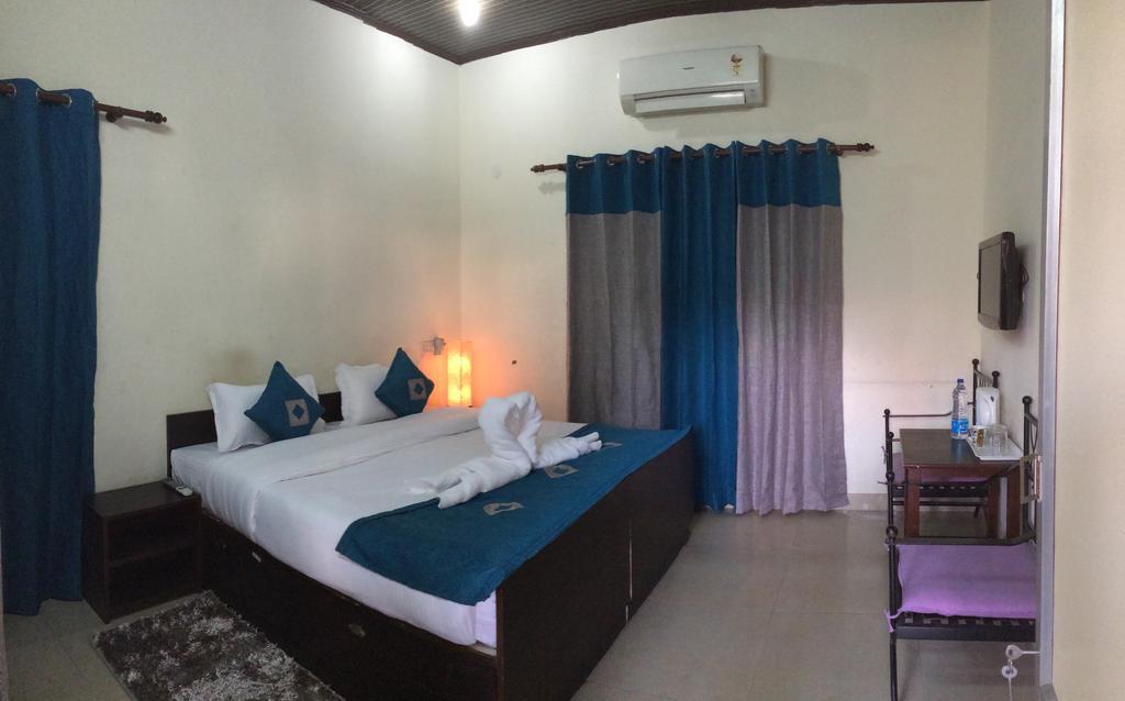 Hotel Sukhsadan Déhrádún Pokoj fotografie